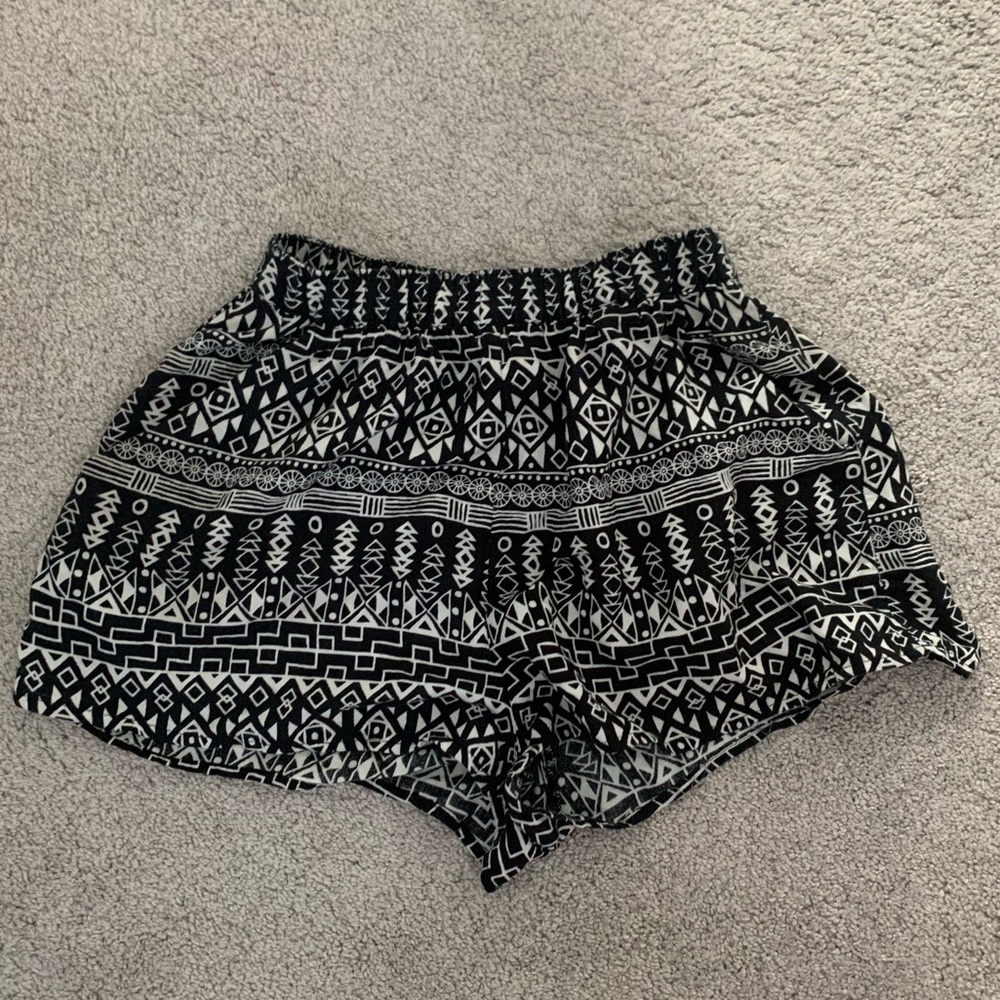 Pattern shorts